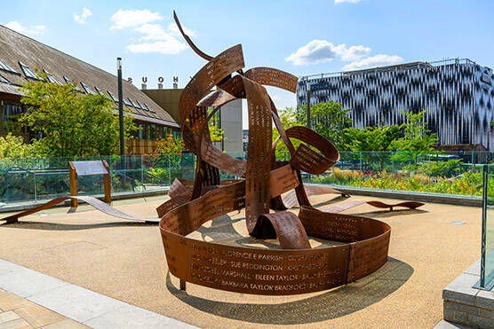 SOYO Leeds sculpture photo